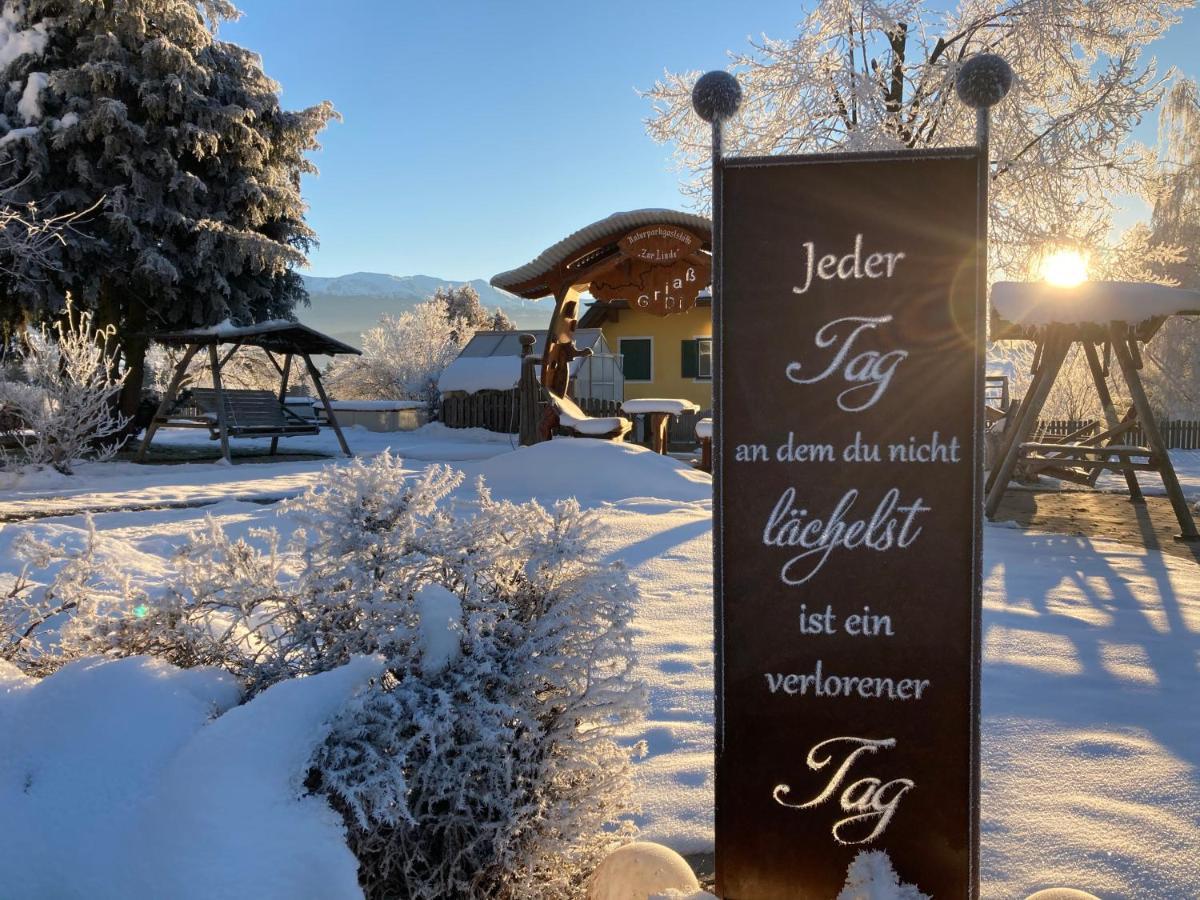 Hotel Gasthof Zur Linde Mariahof Esterno foto