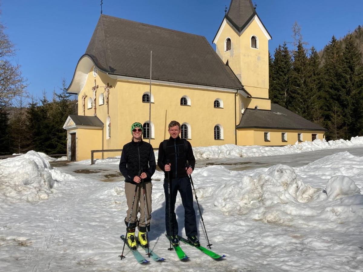 Hotel Gasthof Zur Linde Mariahof Esterno foto
