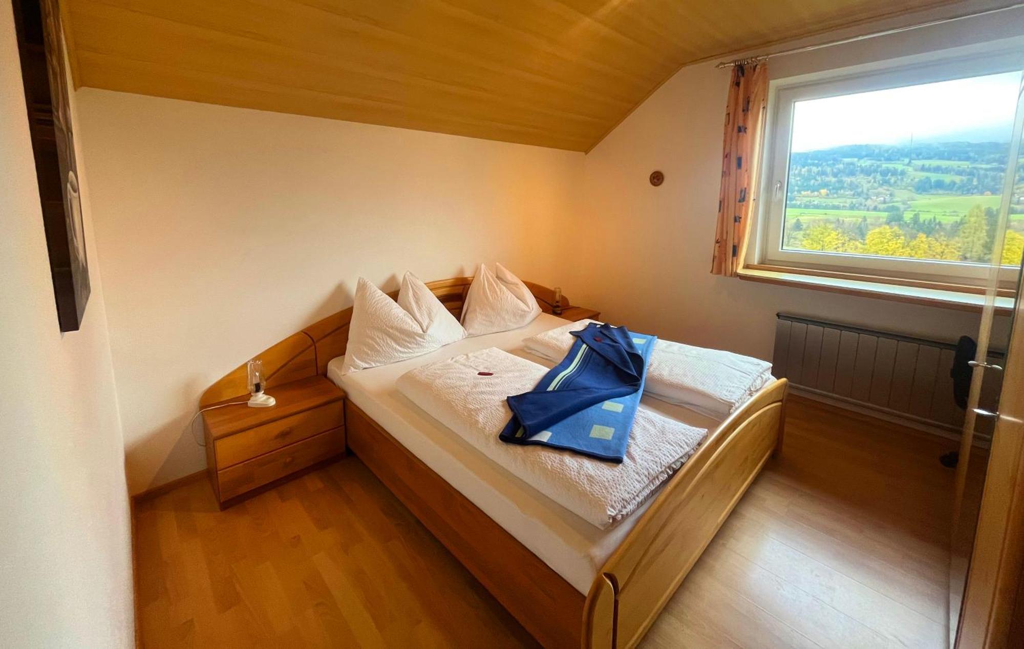 Hotel Gasthof Zur Linde Mariahof Esterno foto